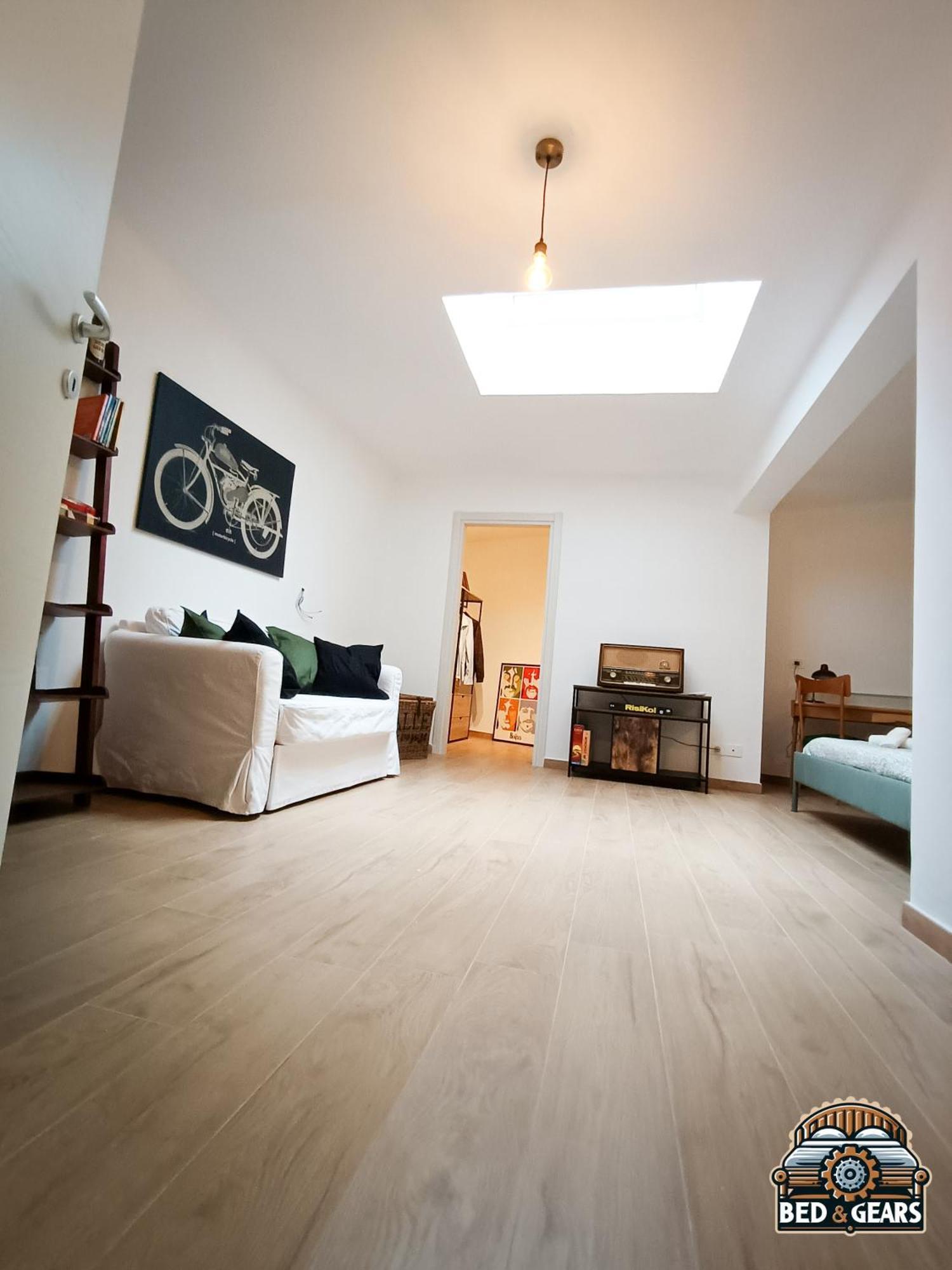 Bed And Gears - Industrial Design Loft Apartment Bari Exterior photo