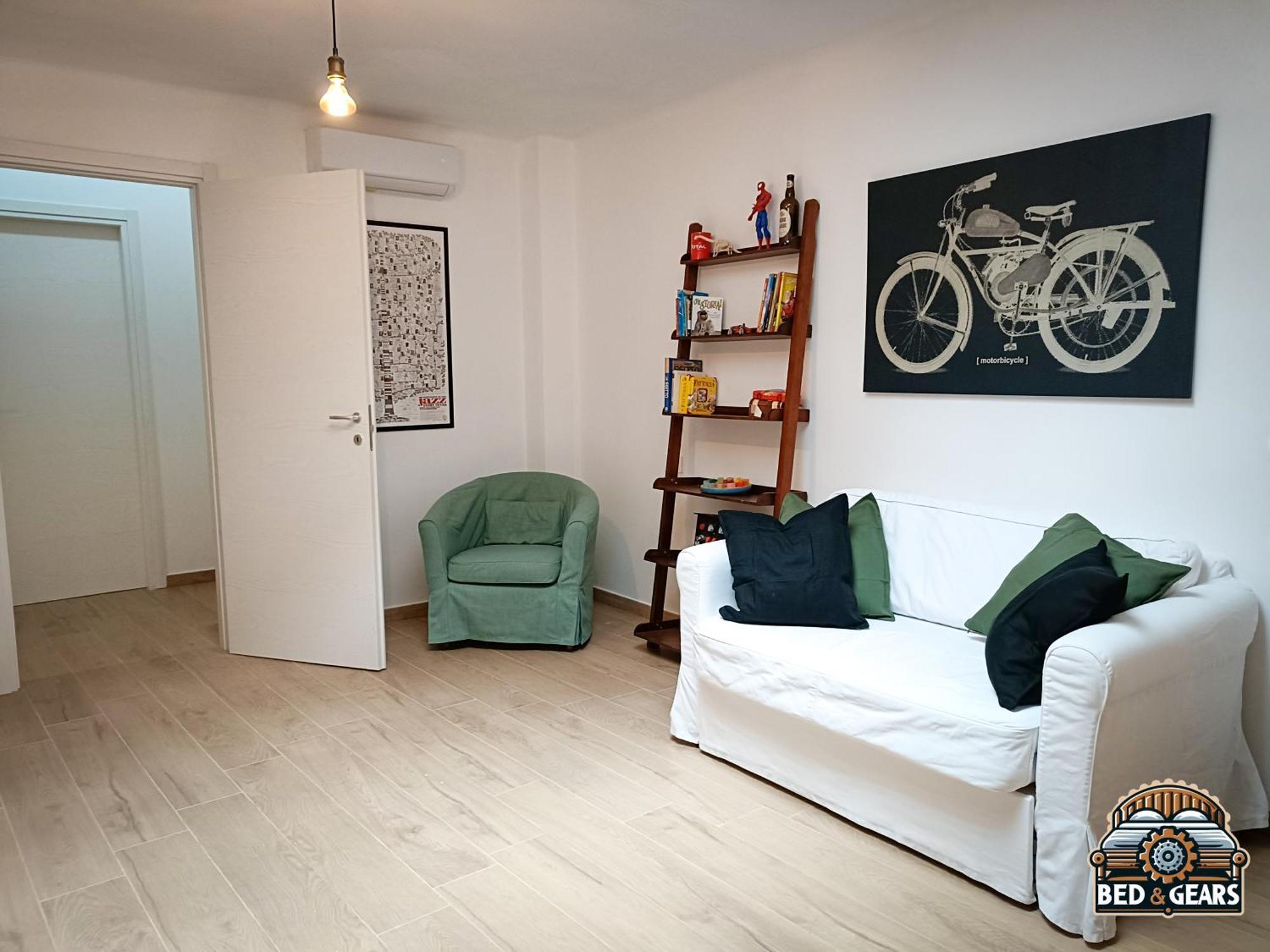 Bed And Gears - Industrial Design Loft Apartment Bari Exterior photo